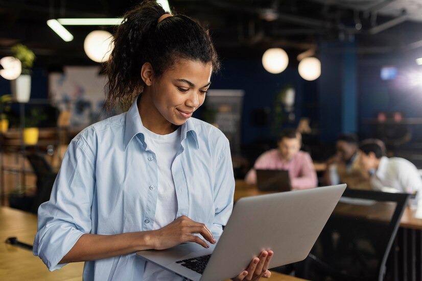 Modelo de trabalho CLT ou PJ: qual o melhor para o seu caso?