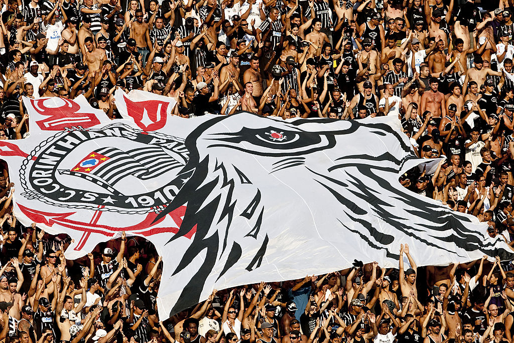 Cartão BMG Corinthians: benefícios exclusivos para torcedores fiéis!
